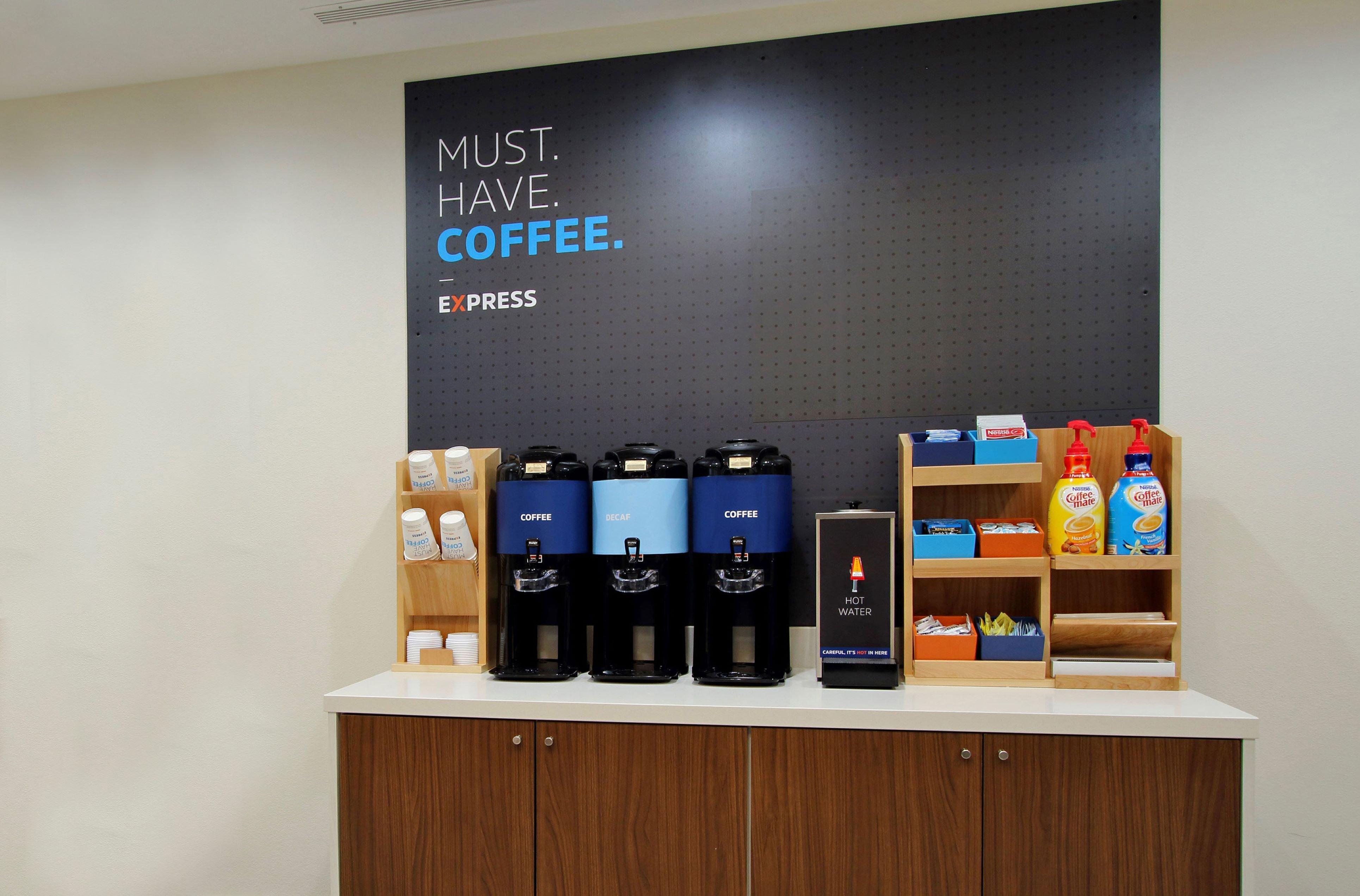 Holiday Inn Express Cleveland Airport - Brook Park By Ihg Eksteriør billede