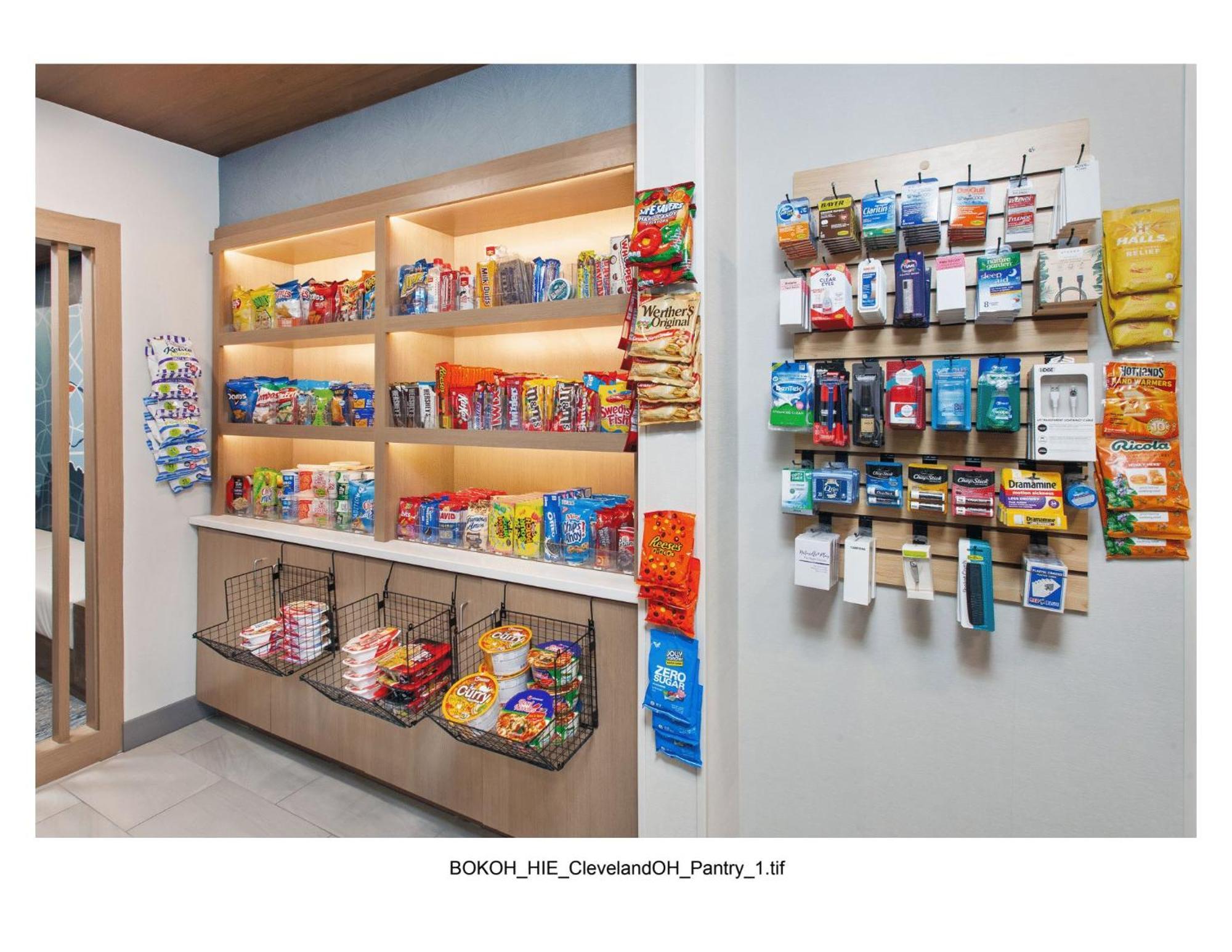 Holiday Inn Express Cleveland Airport - Brook Park By Ihg Eksteriør billede